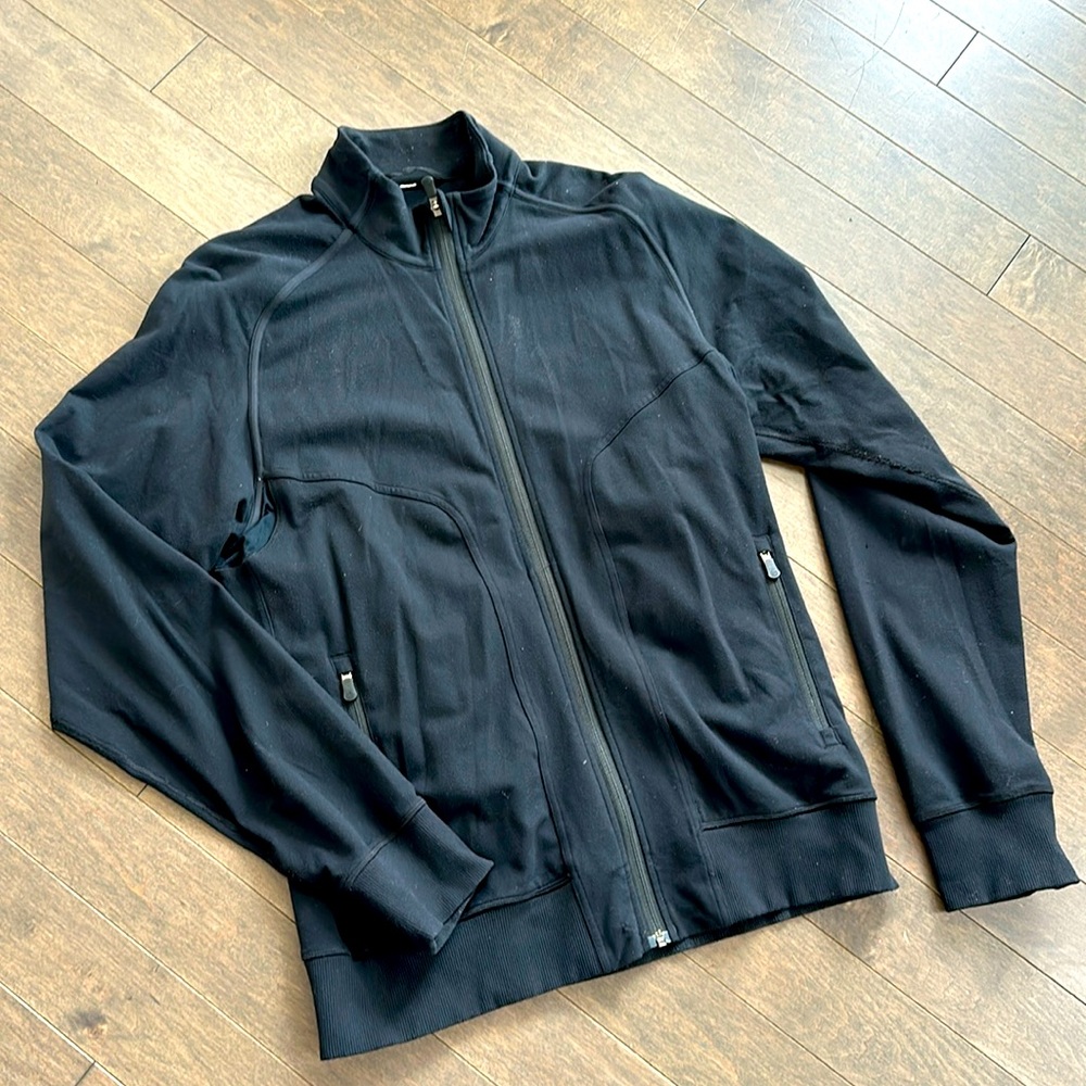 LuLulemon Mens Athletic Full Zip.